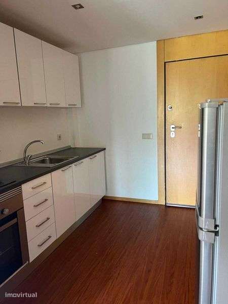 Apartamento T1 no centro de Salto - Montalegre - Grande imagem: 5/5