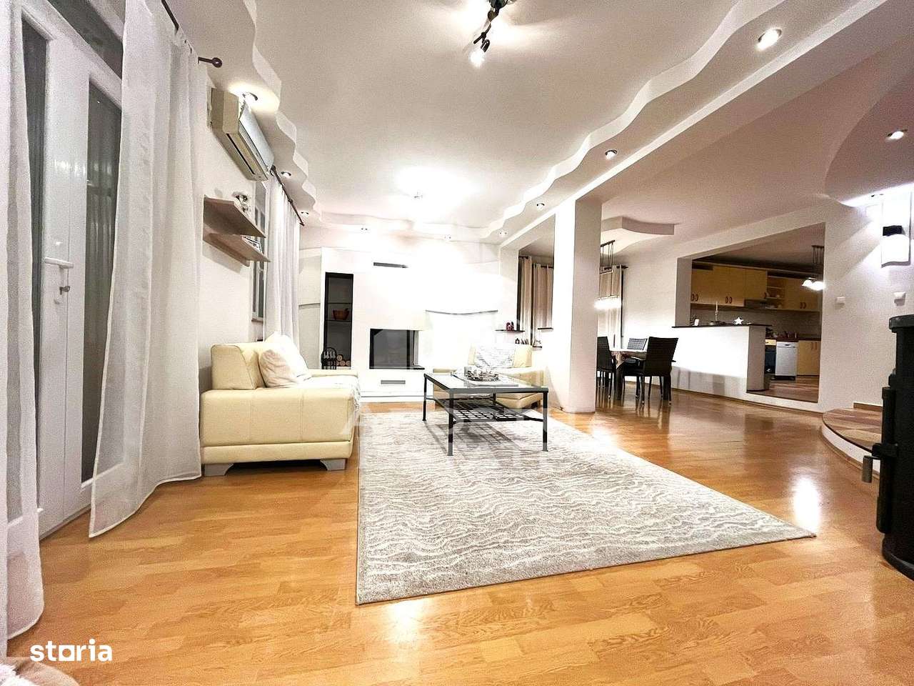 Casa individuala cu 6 camere, 3 bai, garaj, teren 500 mp si 2 fronturi - Imagine principală: 4/16