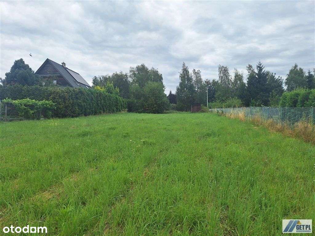 Zadbana ogrodzona działka w spokojnej okolicy - Pełny obrazek: 5/14