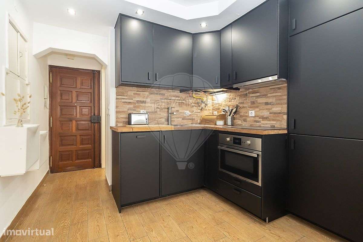 Apartamento T3 à venda em Lisboa-9
