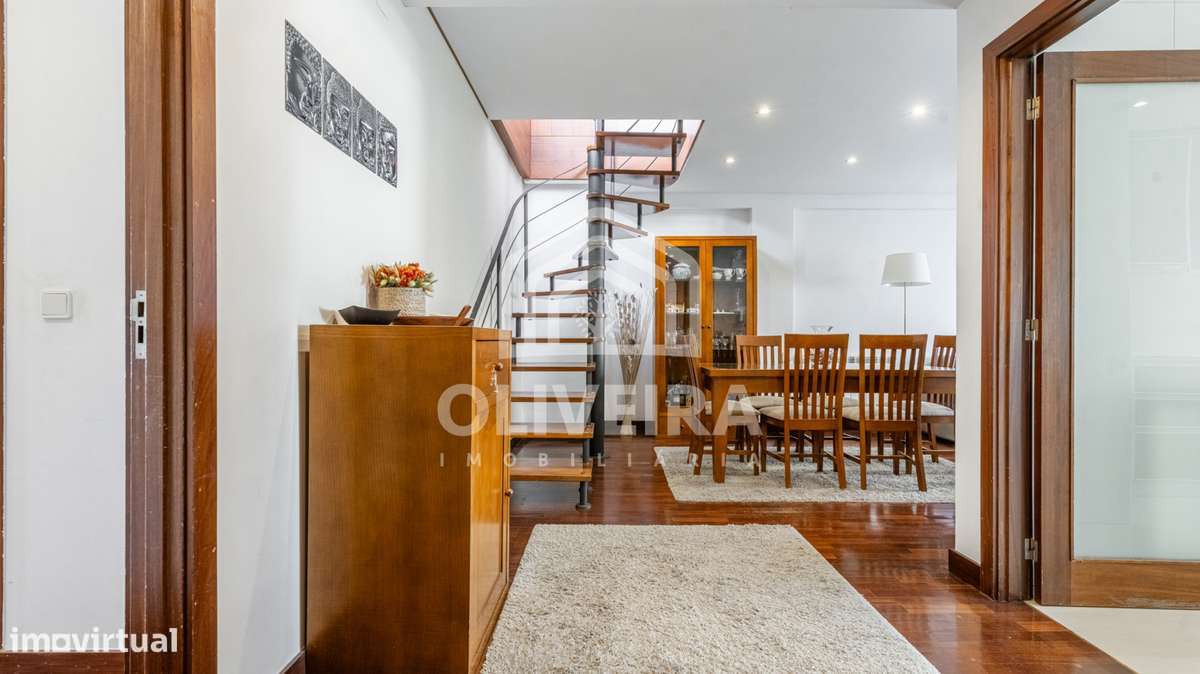 T3 Duplex com terraço em Nogueiró-6