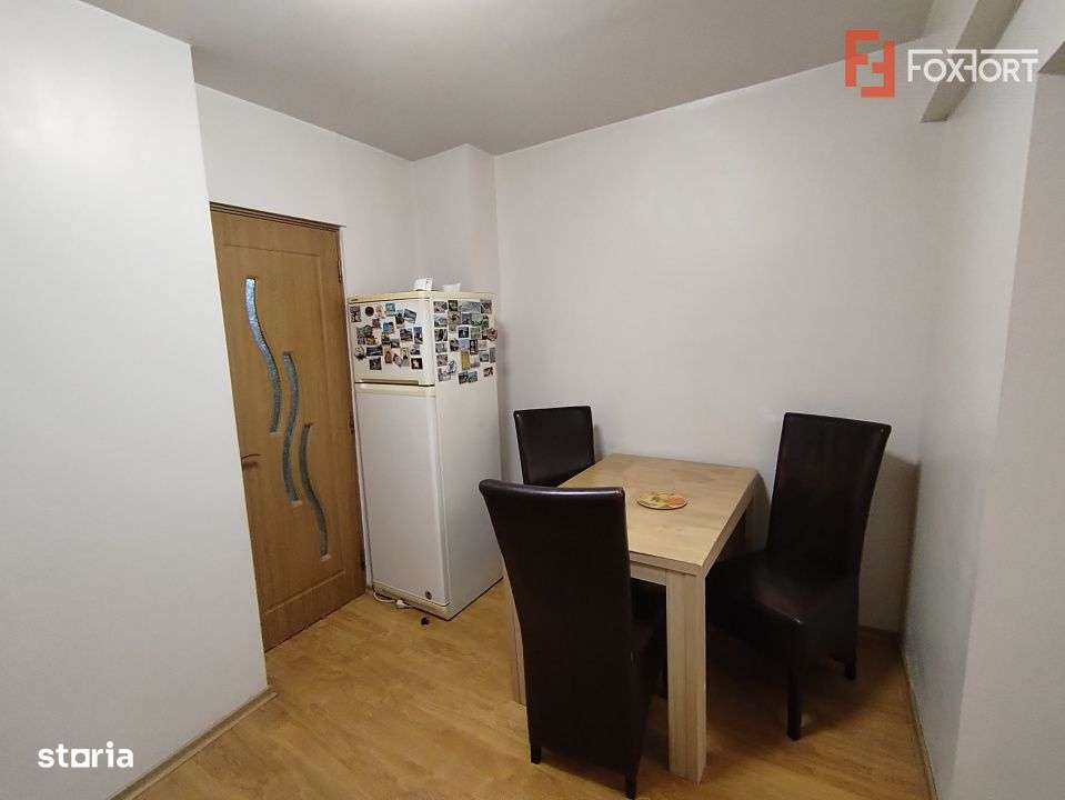 Apartament cu 3 camere de inchiriat in zona Soarelui-9