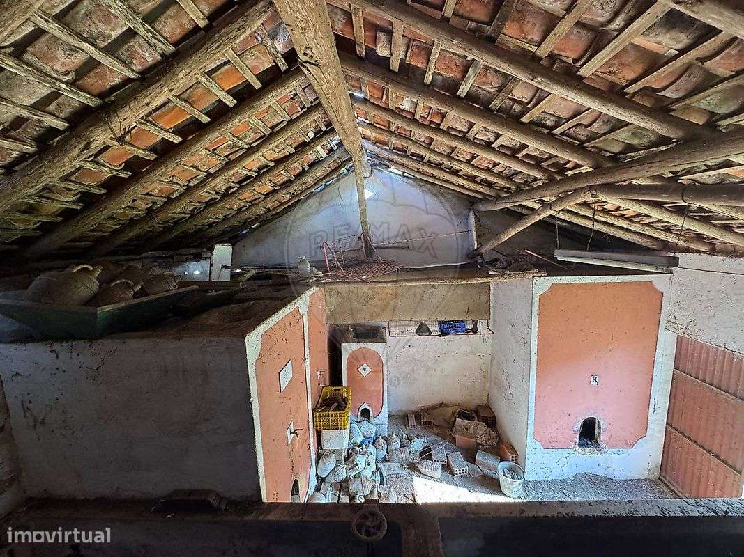 Moradia T2 para venda-21