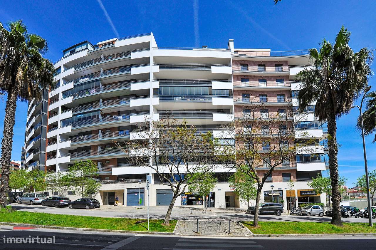 T3 com Box para 2 carros | Colinas do Cruzeiro, Odivelas - Grande imagem: 2/28