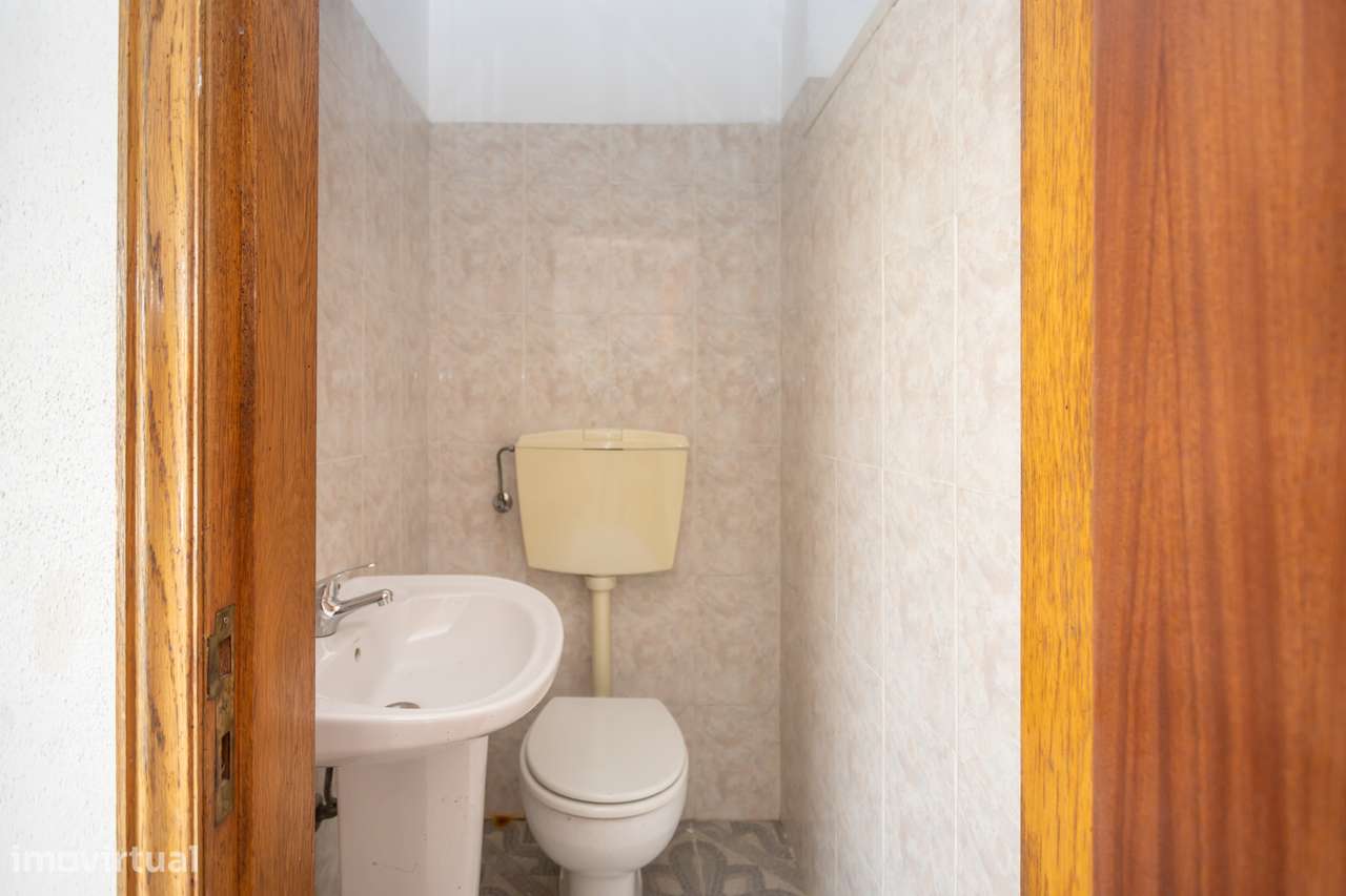 Moradia de 6 assoalhadas em lote de 500 m2-46