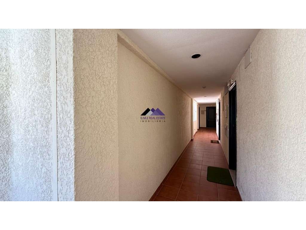 Apartamento T2 no Parque dos Reis-33
