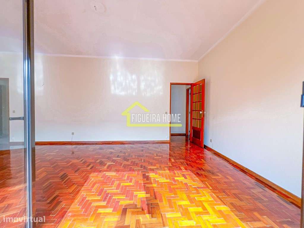 Andar de moradia com 4 quartos, garagem e anexo-38