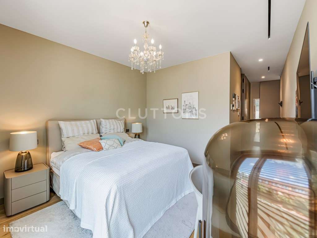 Venda Moradia T3 | Condomínio, Piscina privada e vista mar, Estoril...-19