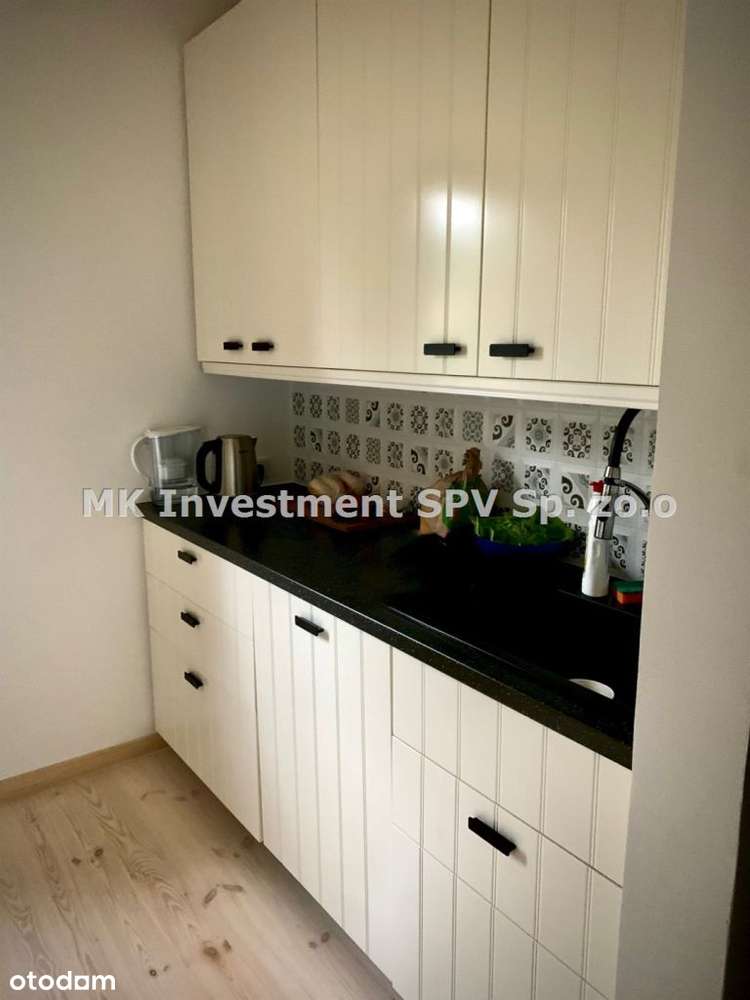 Dom po remoncie z antresolą na dużej działce 2000m-3