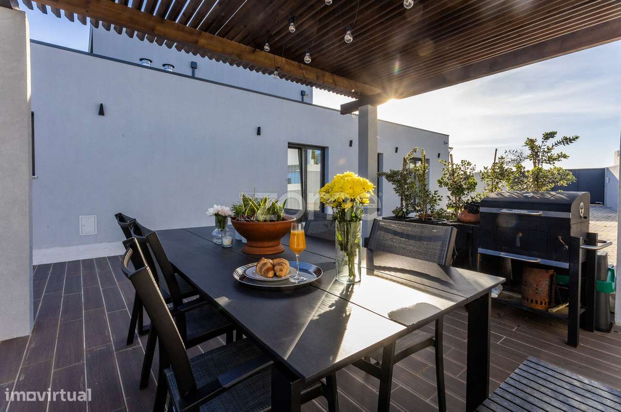 Moradia T3 com Piscina, Terraço Panorâmico e Vista Desafogada, Oeir...-39
