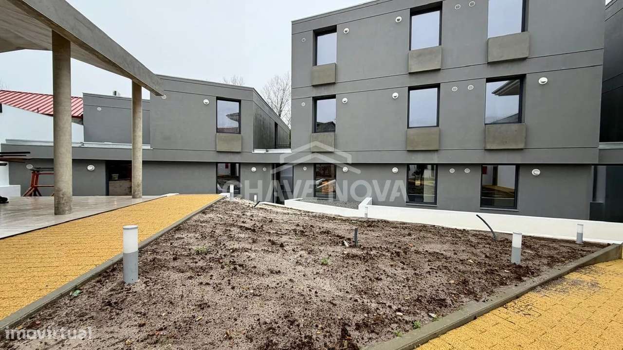 Estúdio Novo a 200m do ISCAP, em Matosinhos - Grande imagem: 2/13