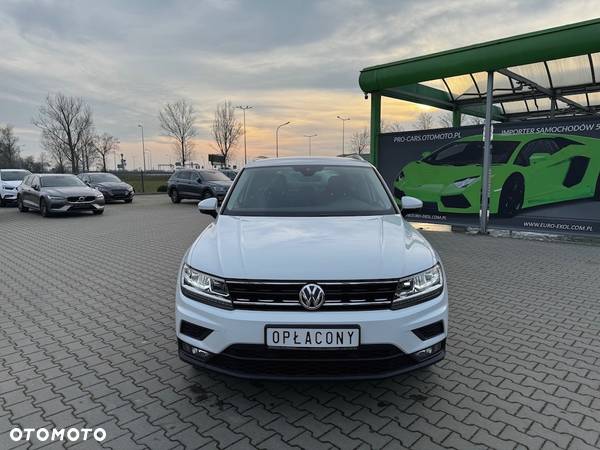 Volkswagen Tiguan - 12