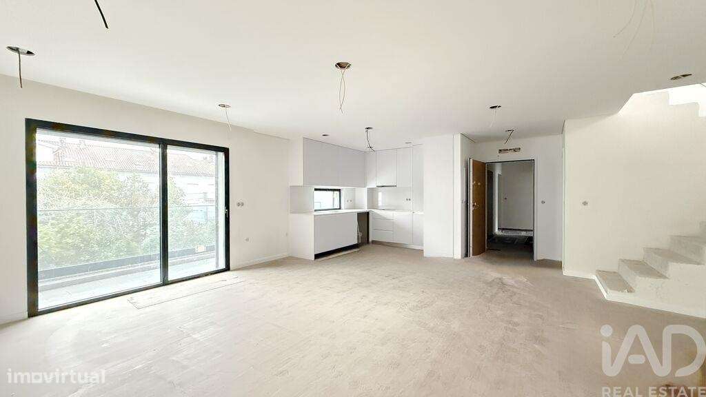 Apartamento T2 em Esgueira de 162,00 m2 - Grande imagem: 2/11