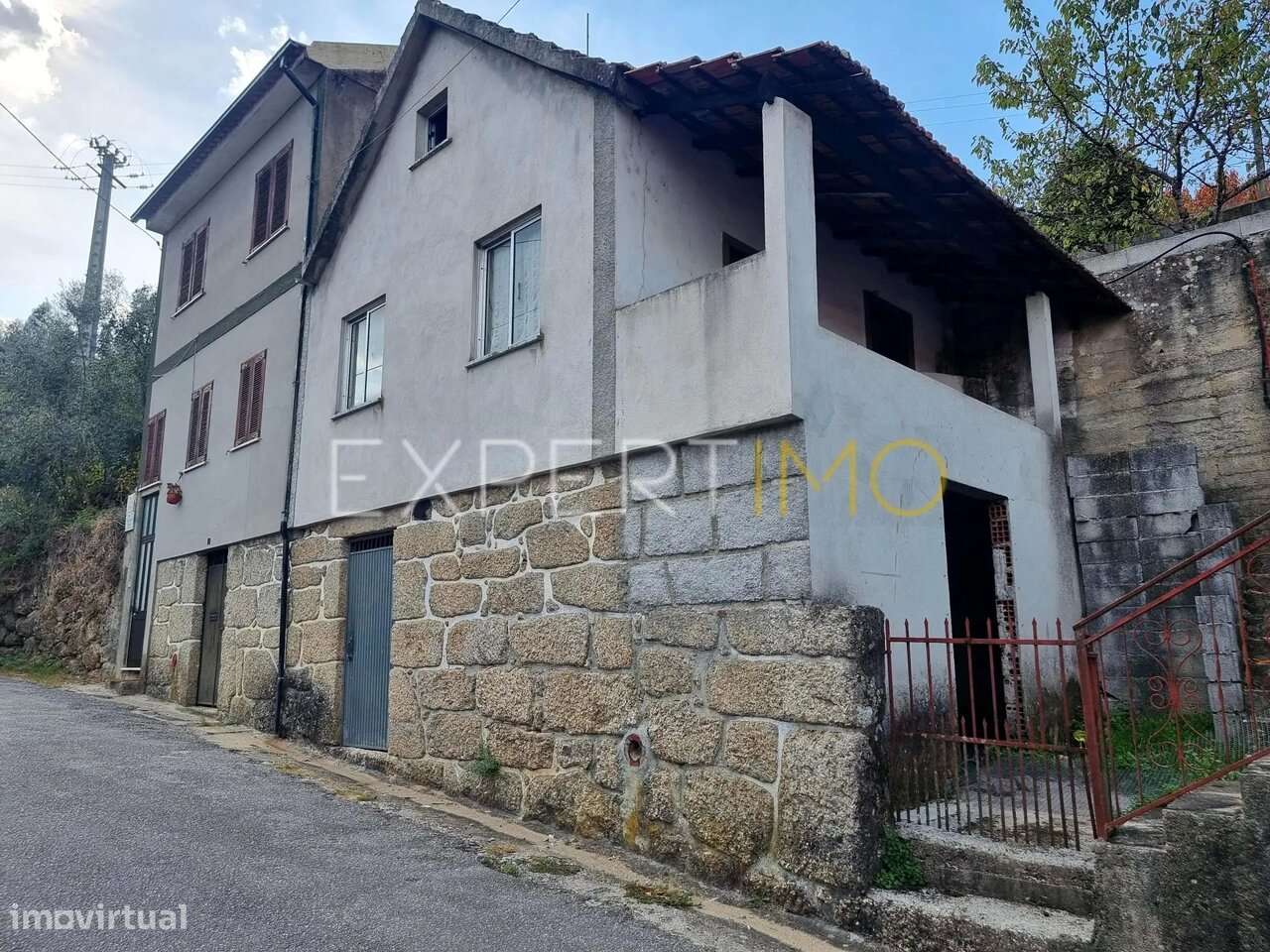 Moradia tipologia T3 - Nagozela - Santa Comba Dão - Grande imagem: 2/23