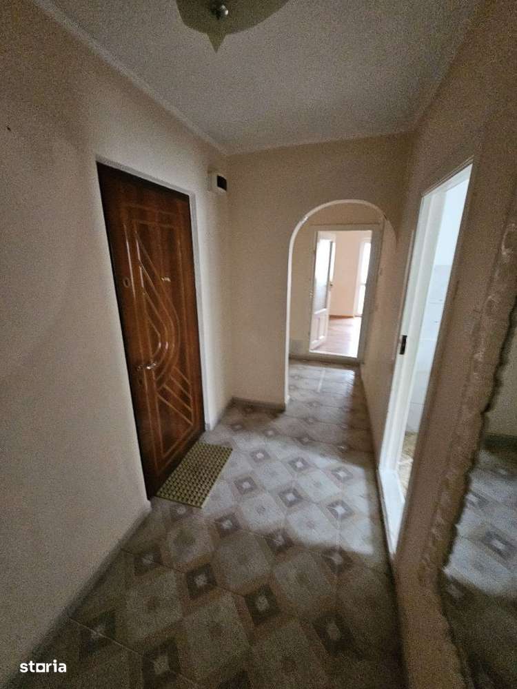 Apartament 3 camere et1/3 Campineanca Zona Centru Profi - Imagine principală: 3/18