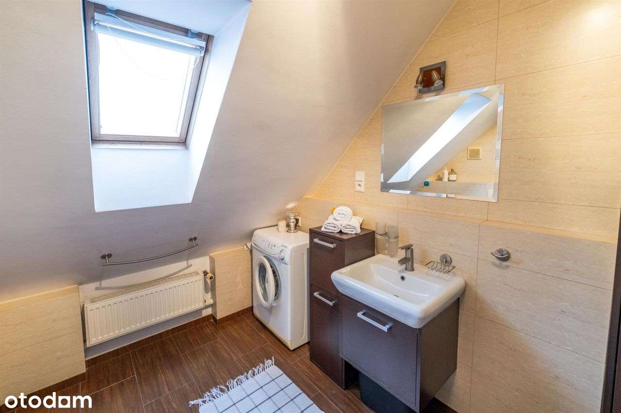 Duża kawalerka w dzielnicy Pogórz-12