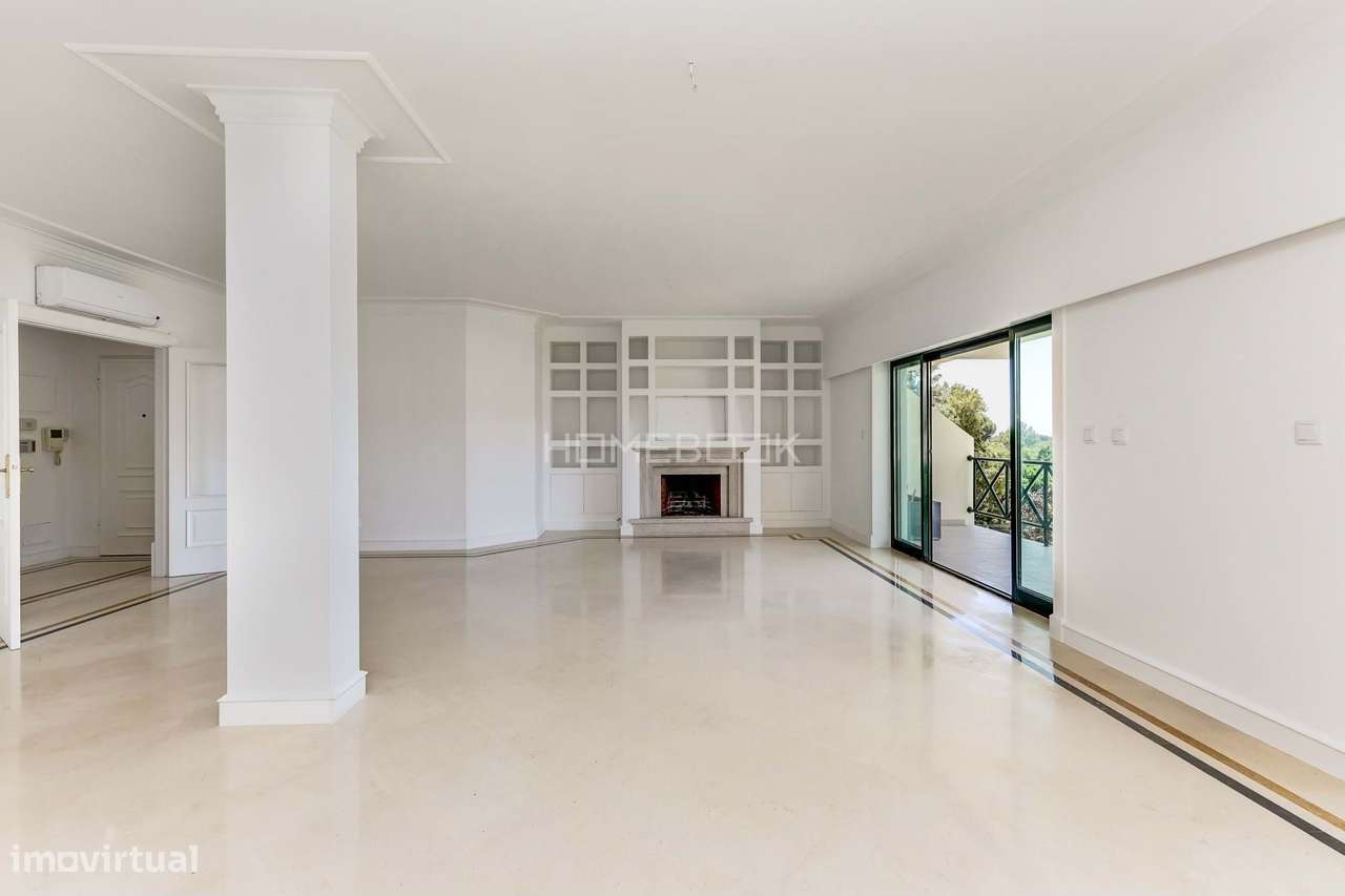 Apartamento Duplex T3 com terraço no Prestigiado Monte Estoril - Grande imagem: 4/42