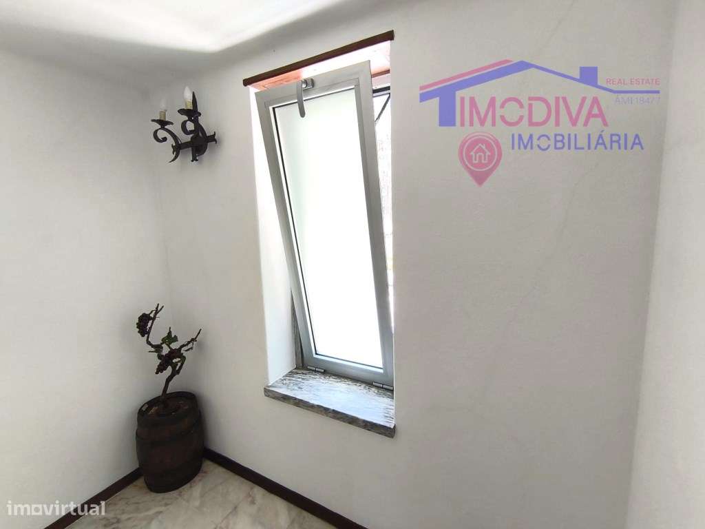 Moradia T3 com garagem e Terreno com 1850 m2 em Arega, Figueiró dos...-24