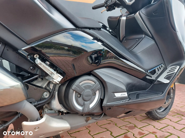 Yamaha Tmax - 17