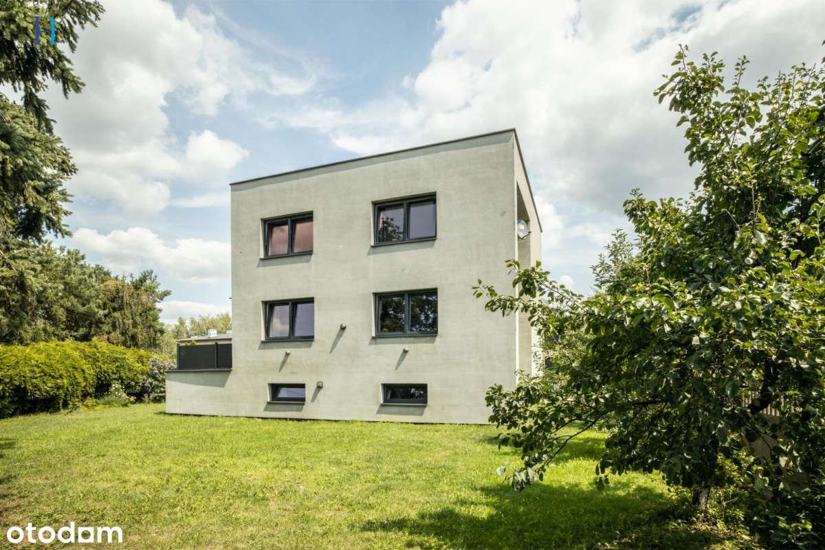 Duży dom -  600m od ścisłego centrum Łasku-11