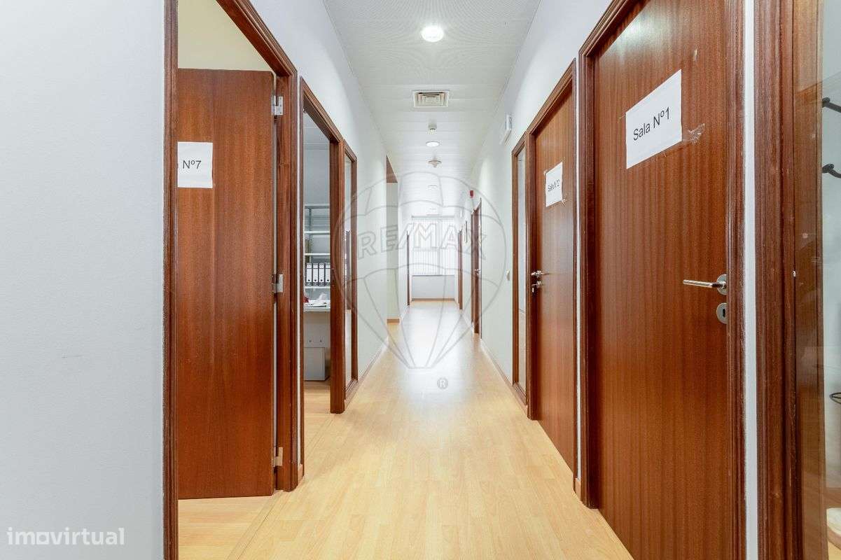 Escritório  para arrendamento - Grande imagem: 2/14