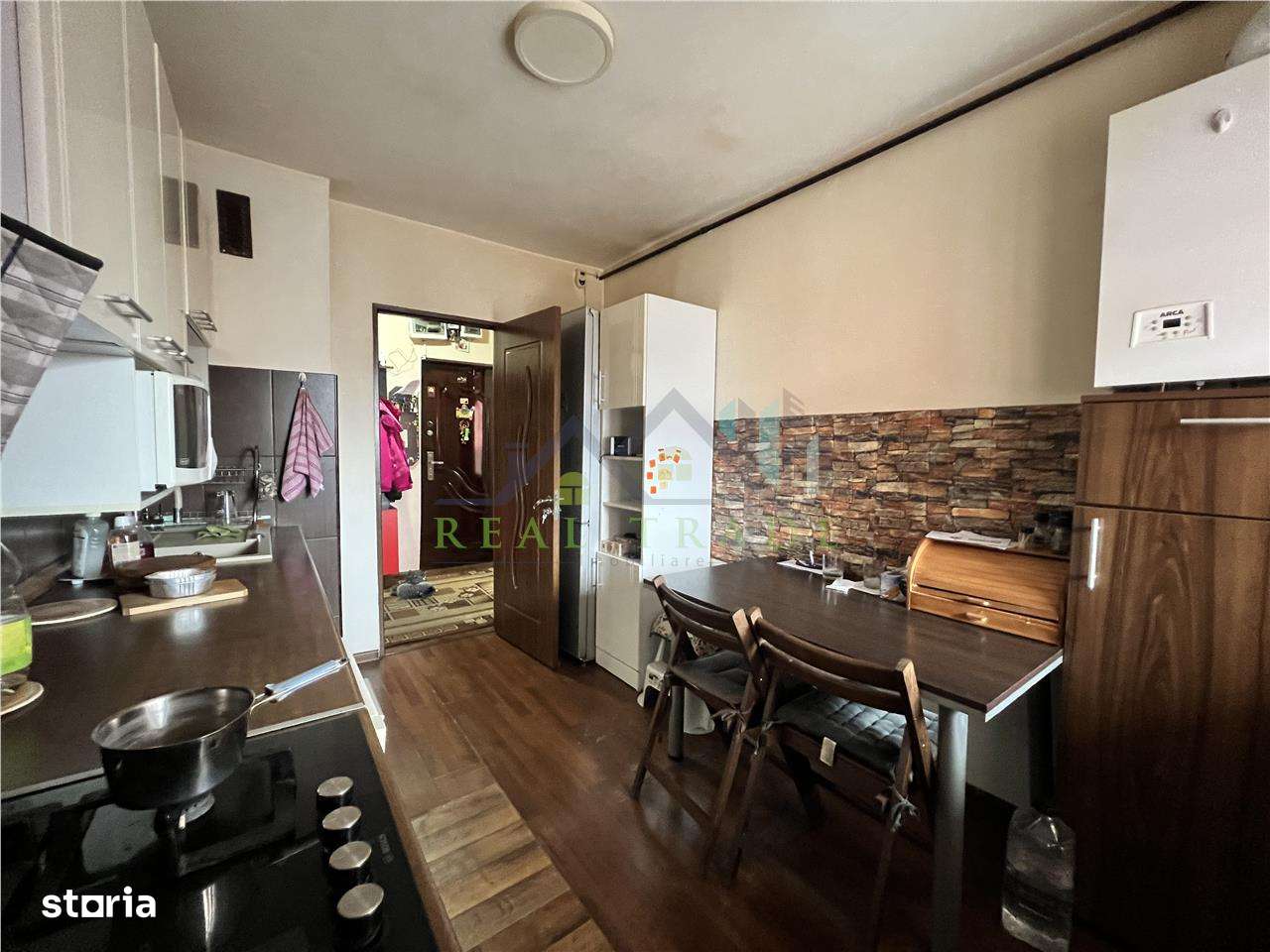 Apartament 4 camere decomandat, etaj intermediar Carpatilor- Lidl-6