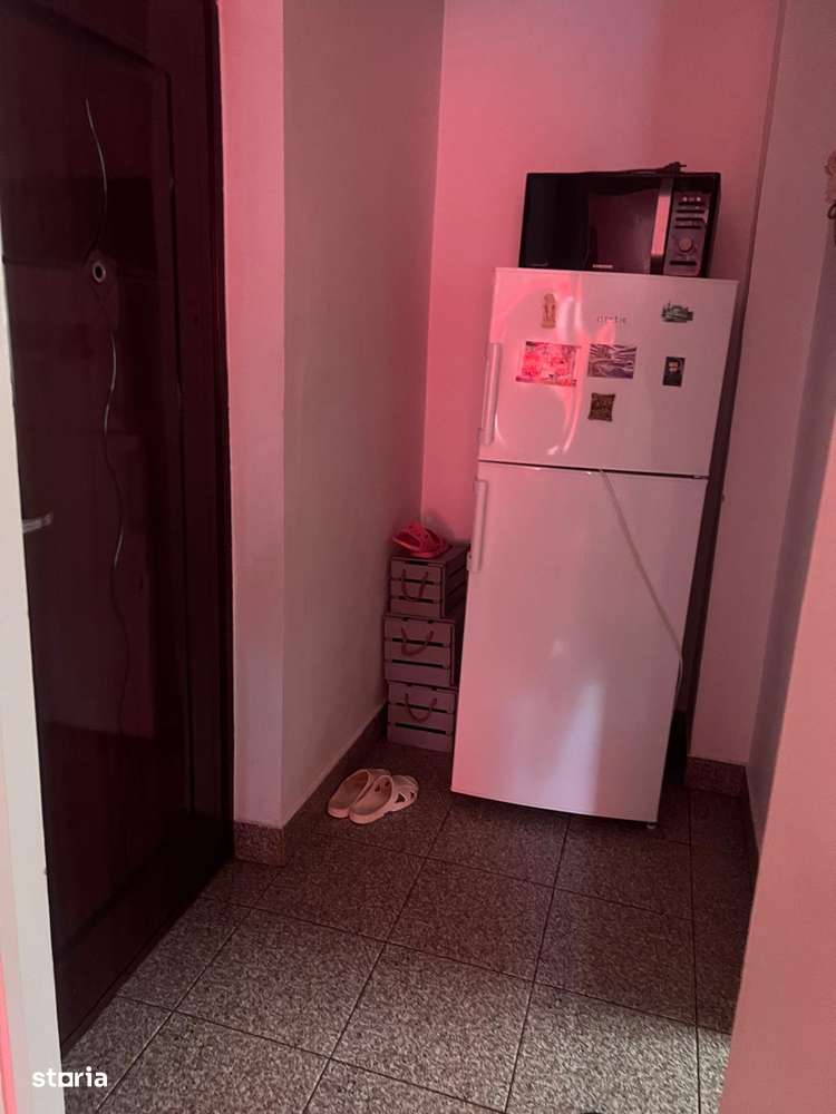 vand 4 camere in orasul Braila cartierul APOLLO pret 52.000 euro-1