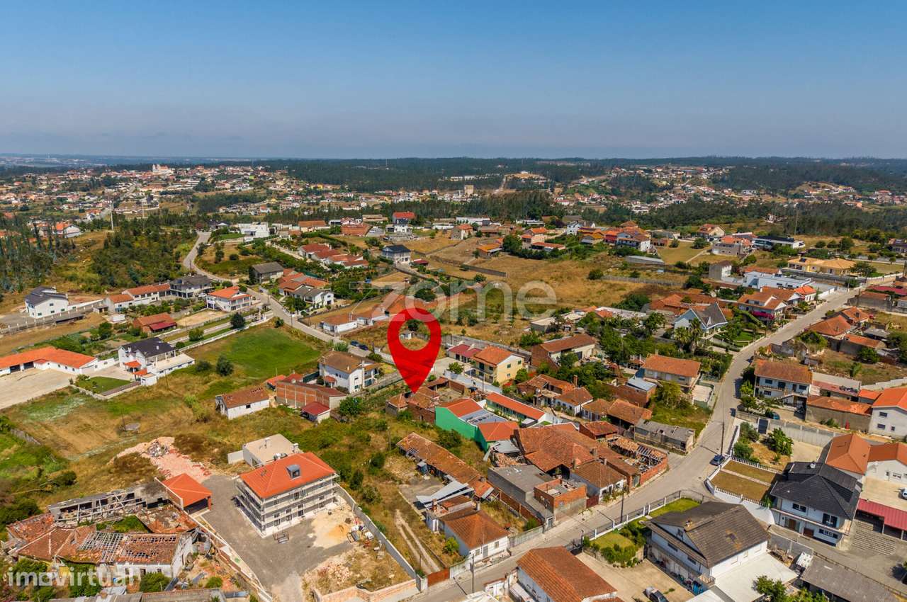 Moradia T2 || Para Reconstrução || Lote com 1.075m2-39