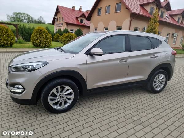 Hyundai Tucson blue 1.6 GDi 2WD Navi - 9