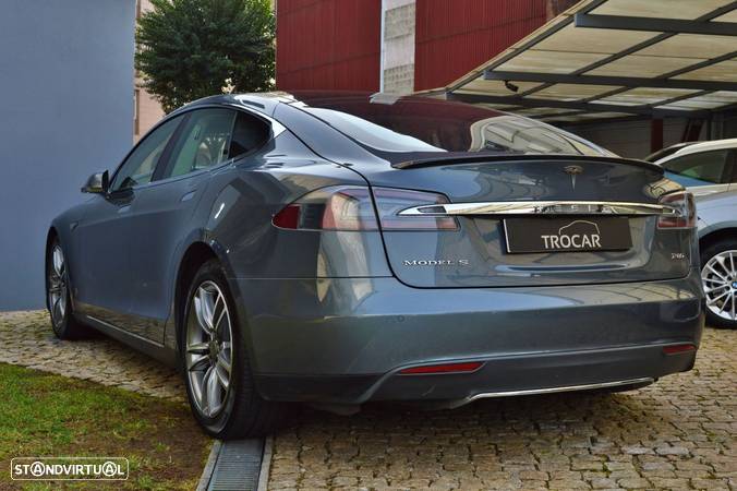 Tesla Model S 85 Perfomance - 10