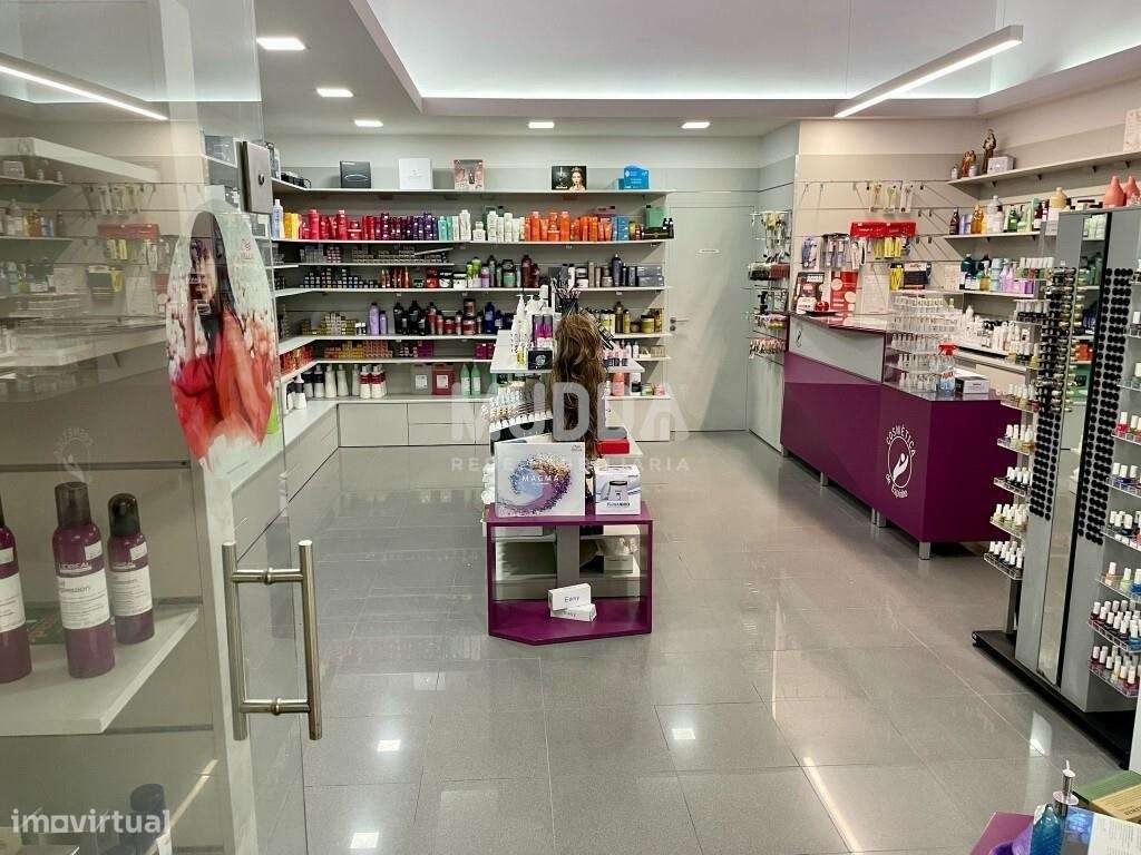 Loja para venda centro de Espinho - Grande imagem: 4/5