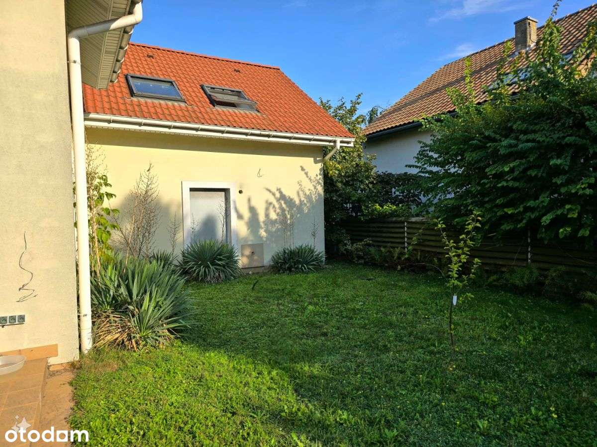 Przestronny dom na sprzedaż w Białołęce-17