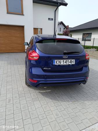 Ford Focus 2.0 TDCi DPF Start-Stopp-System Titanium - 6