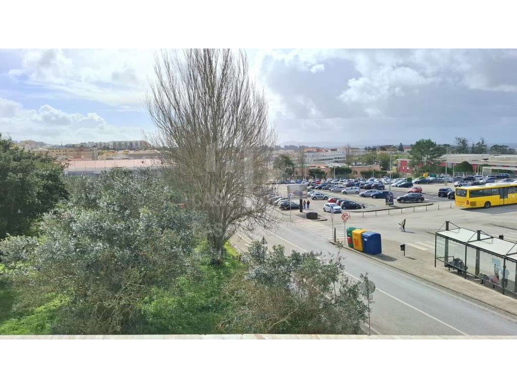 Arrenda Apartamento T2 - Ericeira 15 km, A Casa das Casas - Grande imagem: 2/19