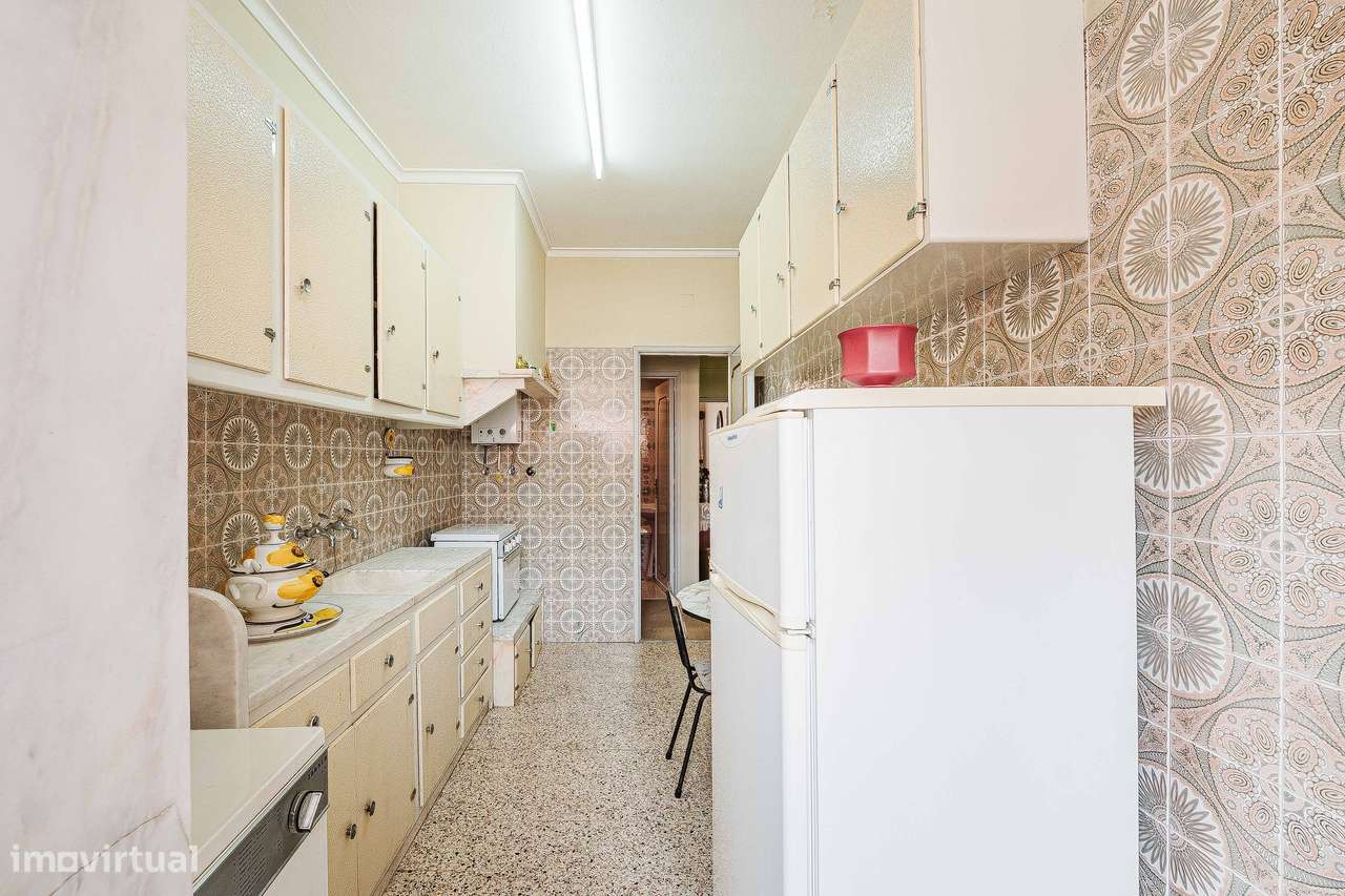 T2 a escassos passos da estação de comboio de Barcarena-14