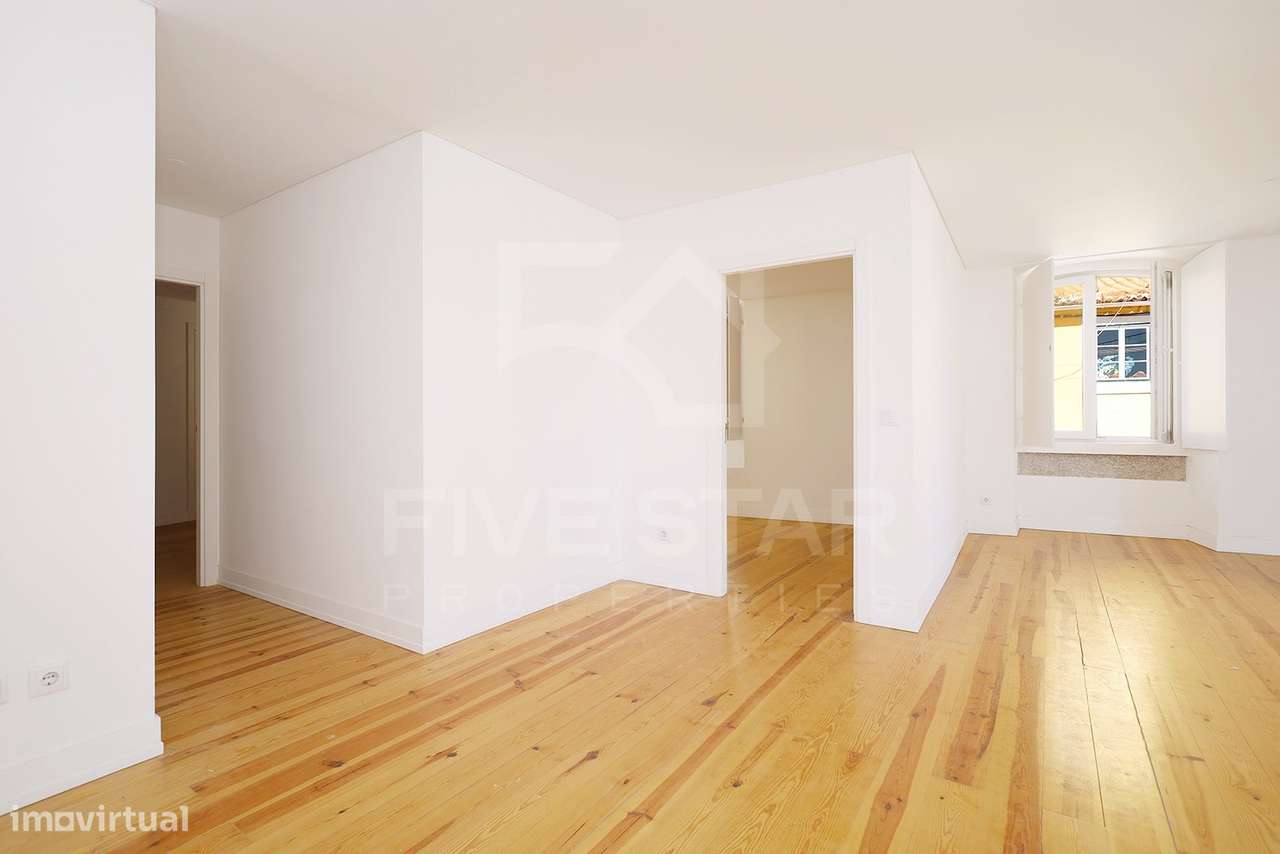 Apartamento T2 - 2 Suites - Novo - Panteão - Vista Rio - Garagem-15