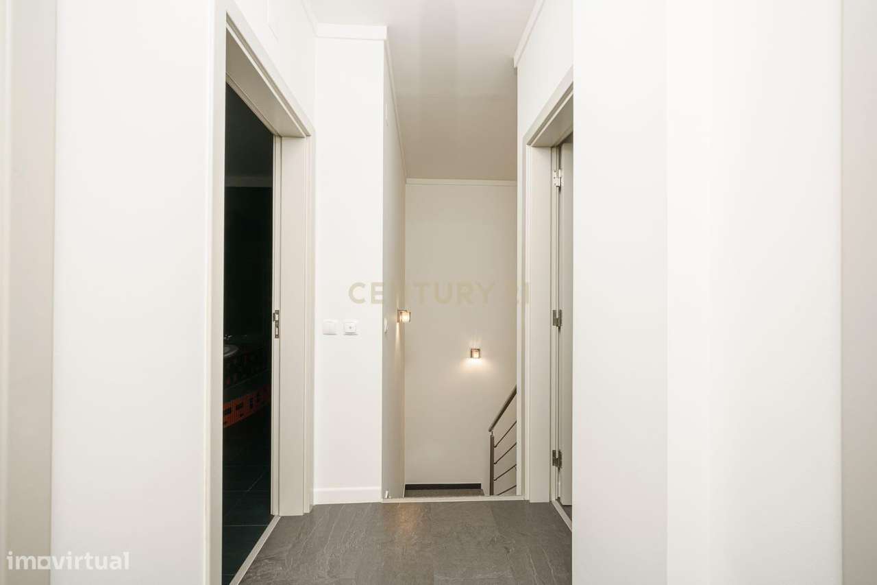 Casa Moderna em Setúbal com Vista para o Sado-19