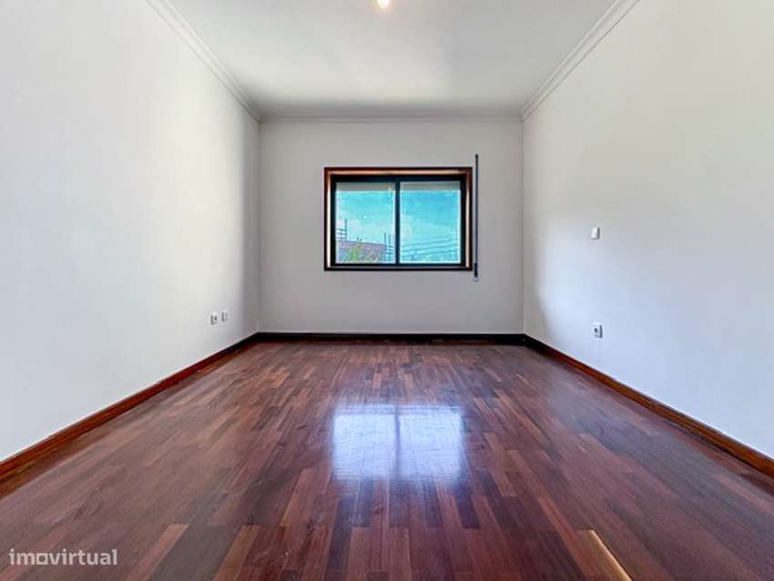 Apartamento T2 em São João de Ver-17