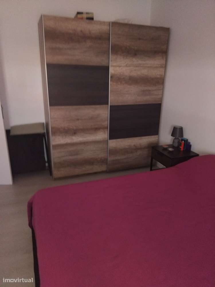 Apartamento 3 Ass. Remodelado c/ quintal e Anexo - Pinhal Novo-4