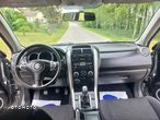 Suzuki Grand Vitara 2.0 - 22