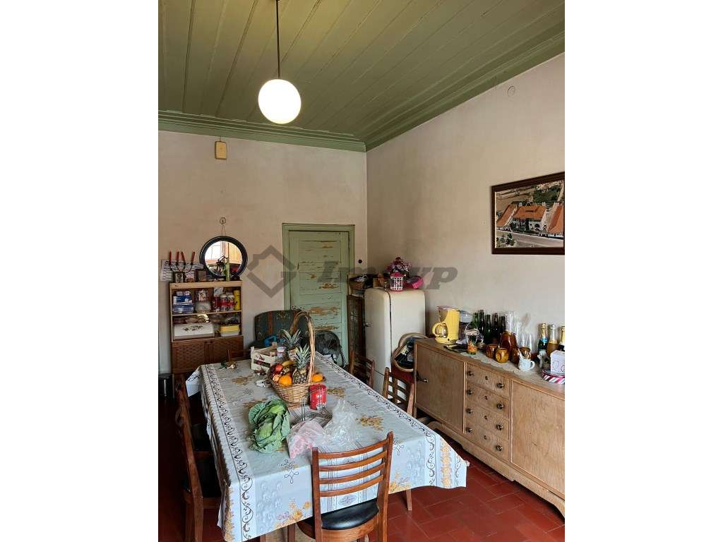 Moradia senhorial localizada na Vila de Aljustrel-12