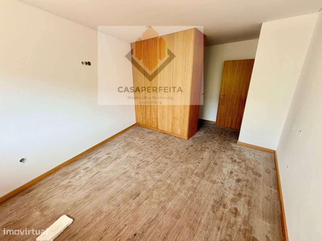 Apartamento T3 NOVO com 156m2, Terraço e Lugar de Garagem - Nogueir...-8