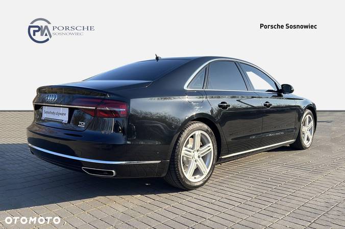 Audi A8 - 5