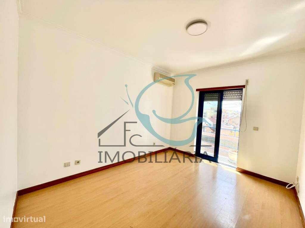 Excelente Apartamento T3 em Setúbal-7