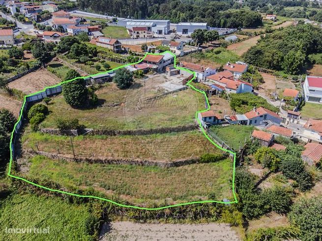 Moradia T4 para venda-26