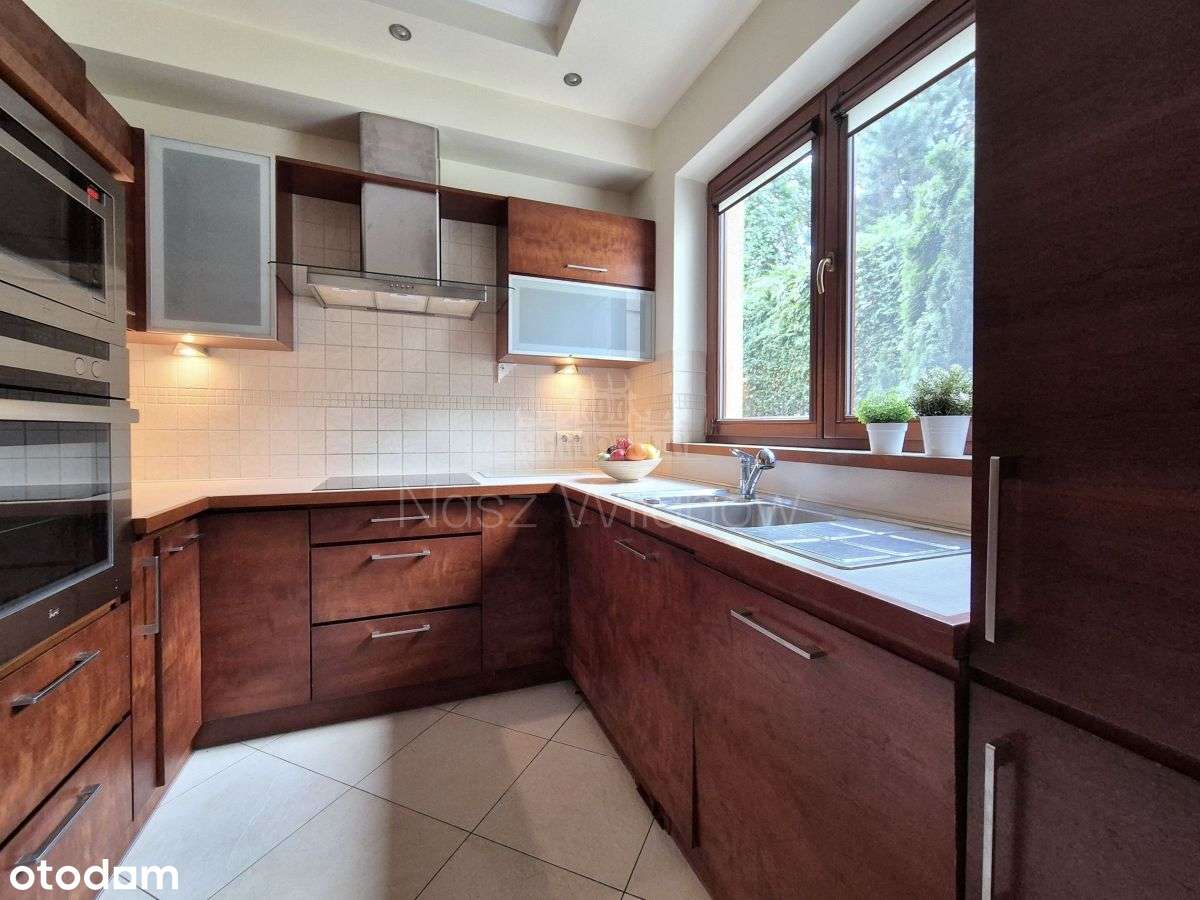 Dwupoziomowy apartament z pięknym ogrodem - Widok 5