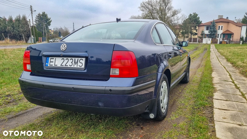 Volkswagen Passat 1.8T - 6