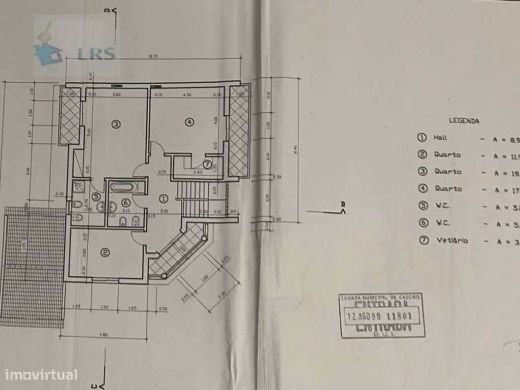 Moradia em Alcoitão - Excelente Oportunidade

Situada numa zona r...-41