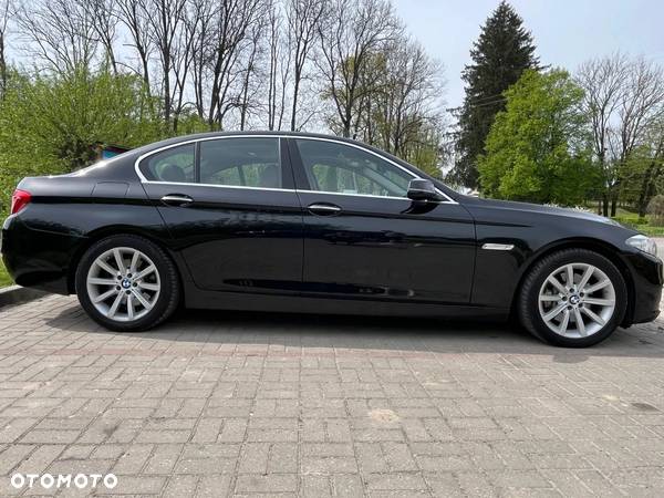 BMW Seria 5 535i xDrive - 4