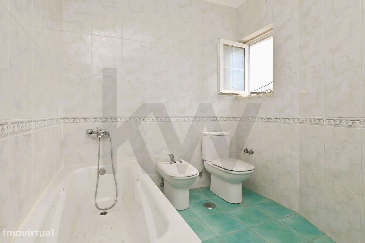 CASCAIS COLÉGIO AMOR DE DEUS – MORADIA T4 + T1 INDEPENDENTES-15